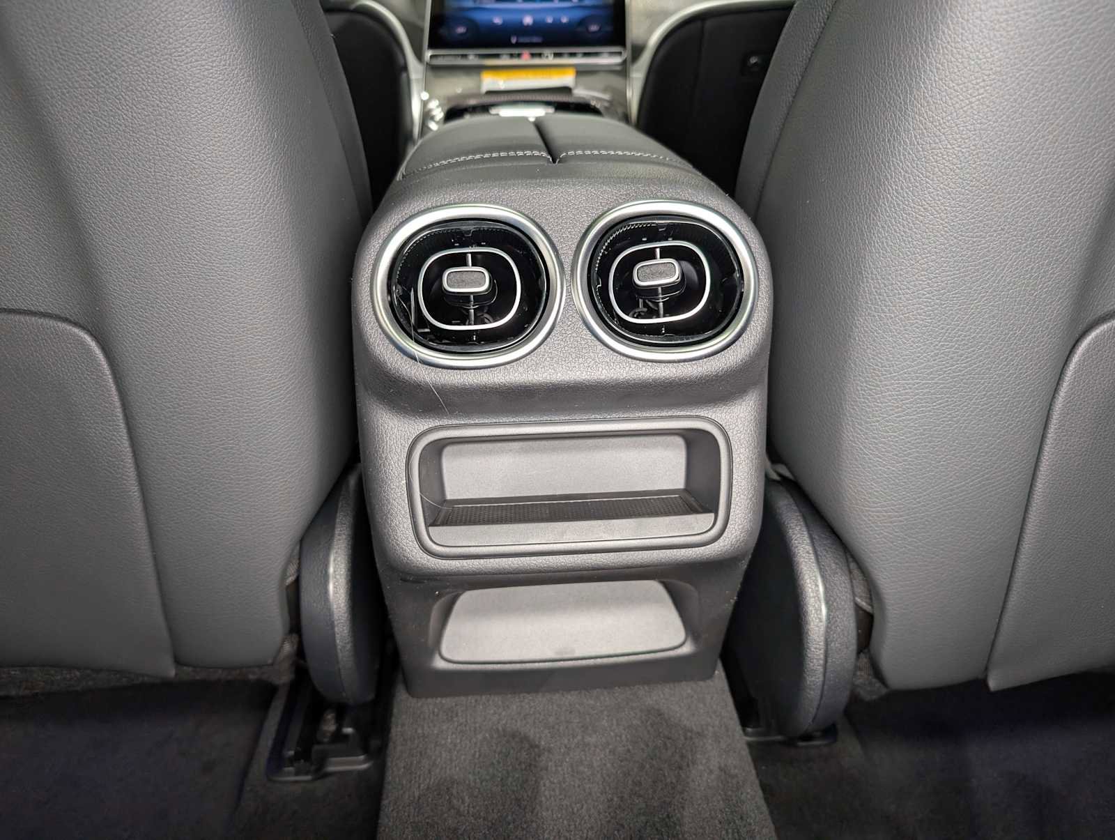 New 2026 Polar White Mercedes-Benz GLC 300 image 20