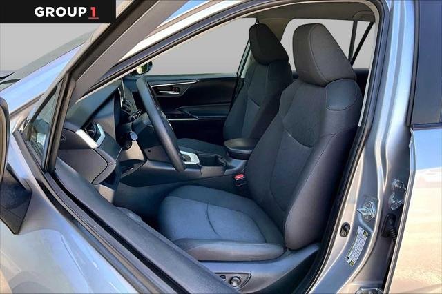 Certified Used 2024 SILVER SKY METALLIC Toyota  image 9