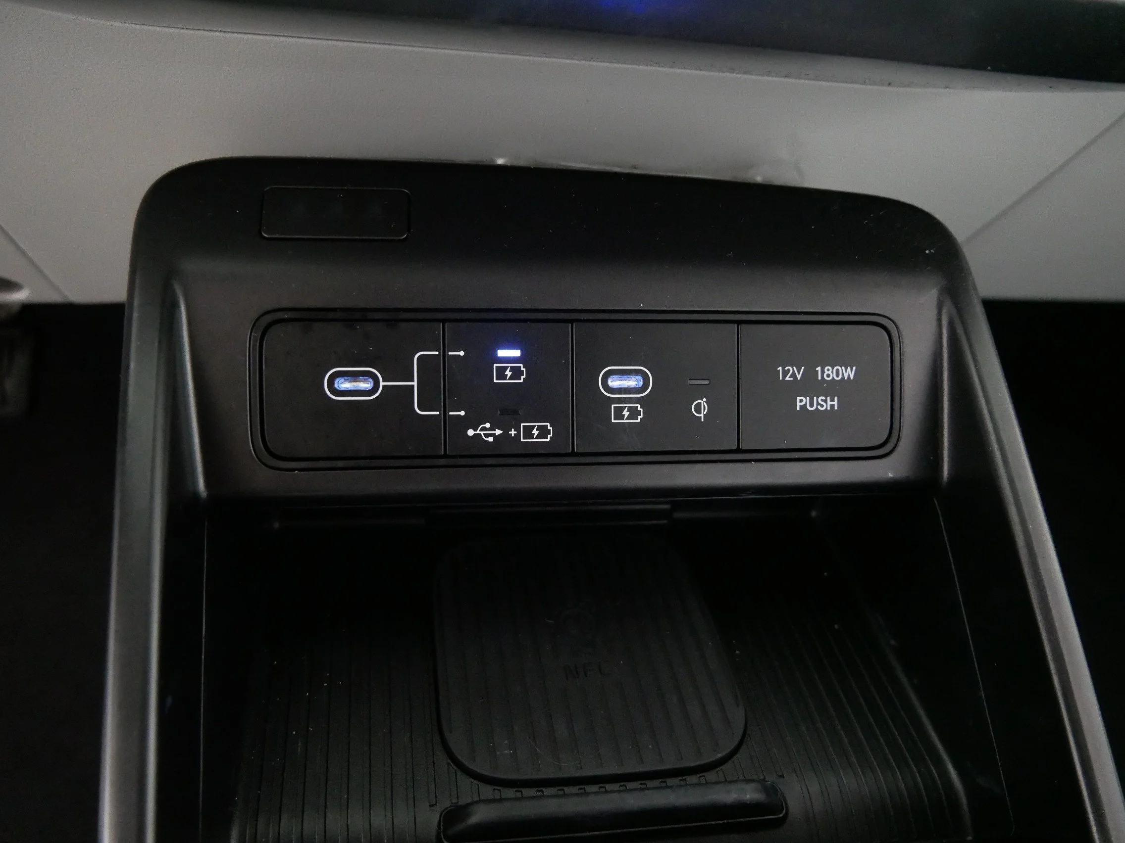 Used 2024 Mirage Green Hyundai SEL image 31