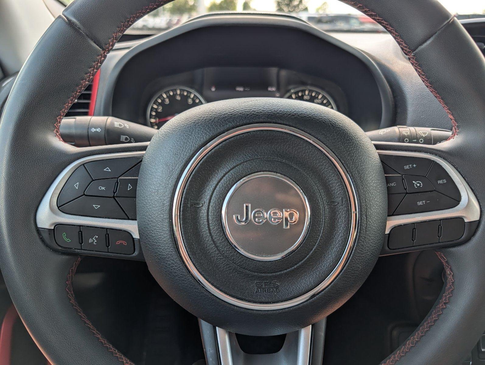 Used 2023 Alpine White Clearcoat Jeep Trailhawk image 24