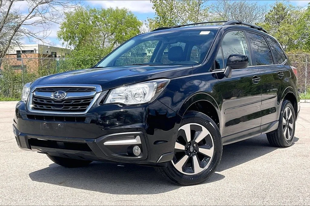 Used 2018 Black Subaru 2.5i Limited image 12