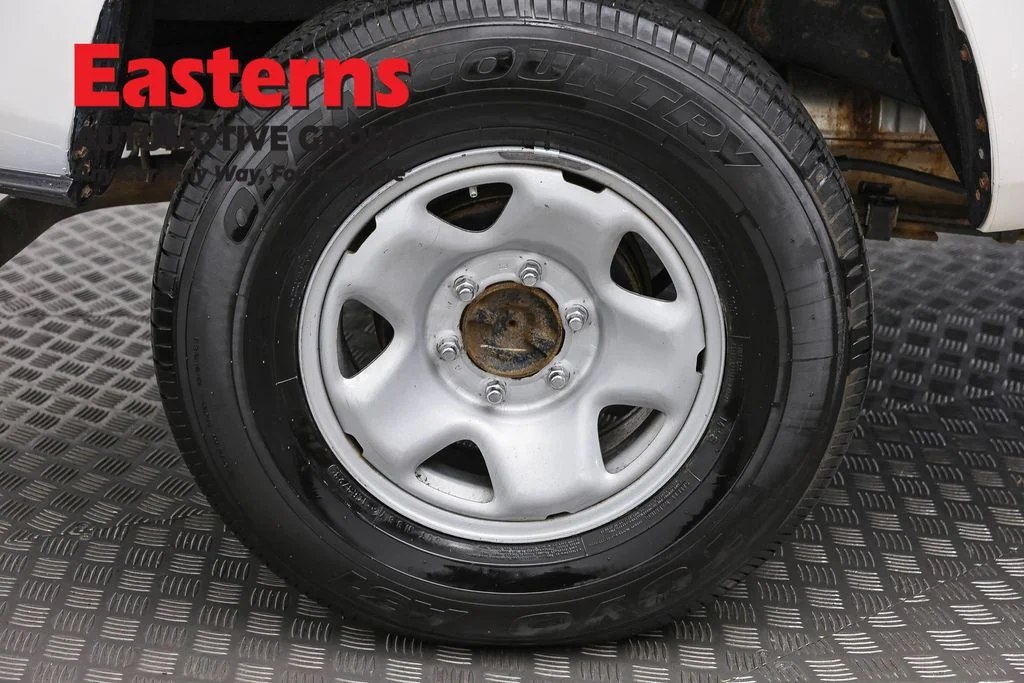 Used 2020 White Toyota SR image 27