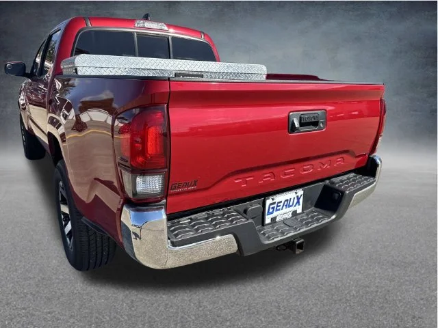 Used 2023 Red Toyota SR5 image 17