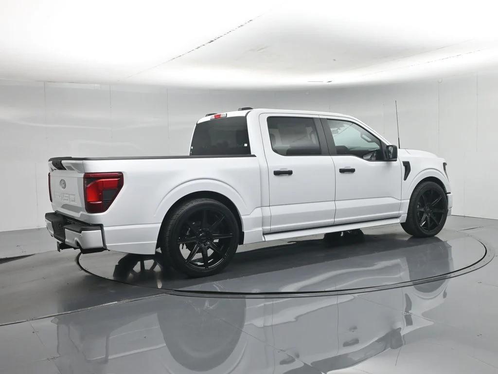 New 2026 Oxford White Ford STX image 25