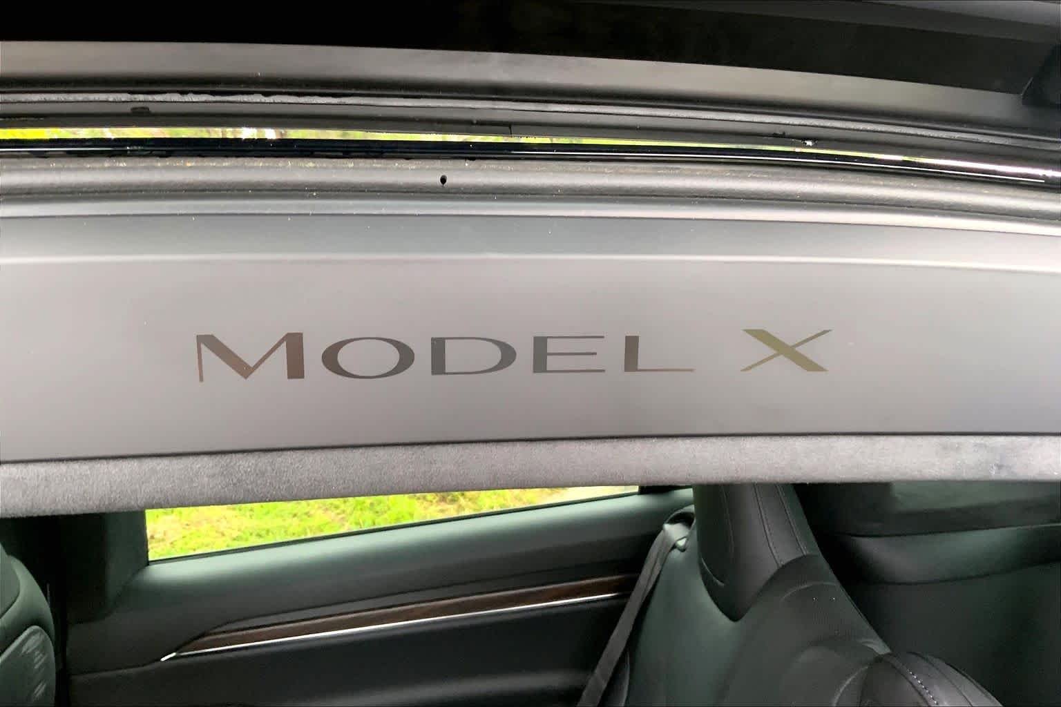Used 2023 Pearl White Multi Tesla  image 9