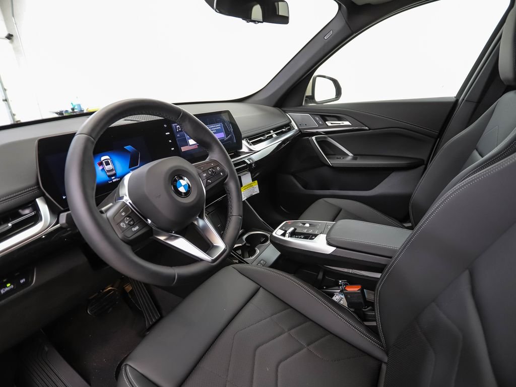 Used 2026 Gray Metallic BMW xDrive28i image 10