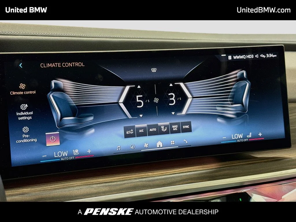 Certified Used 2023 Tanzanite Blue II Metallic BMW 760i xDrive image 11
