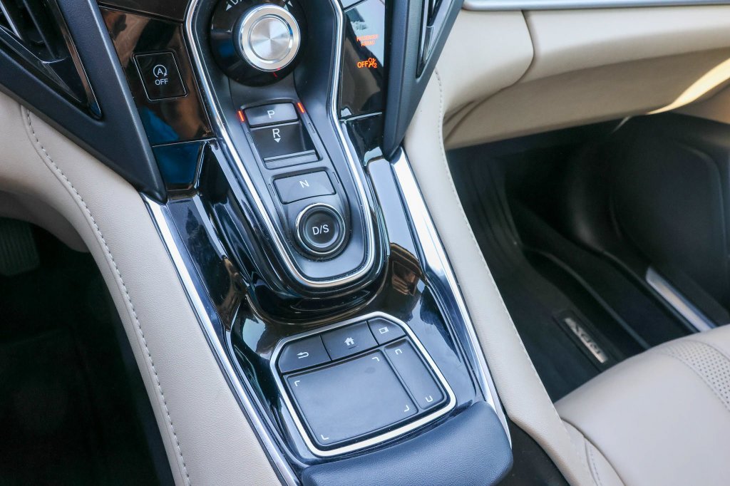 Used 2023 White Acura w/Technology Package image 24