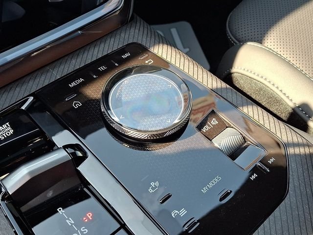 New 2026 Black Sapphire Metallic BMW 30 xDrive image 14
