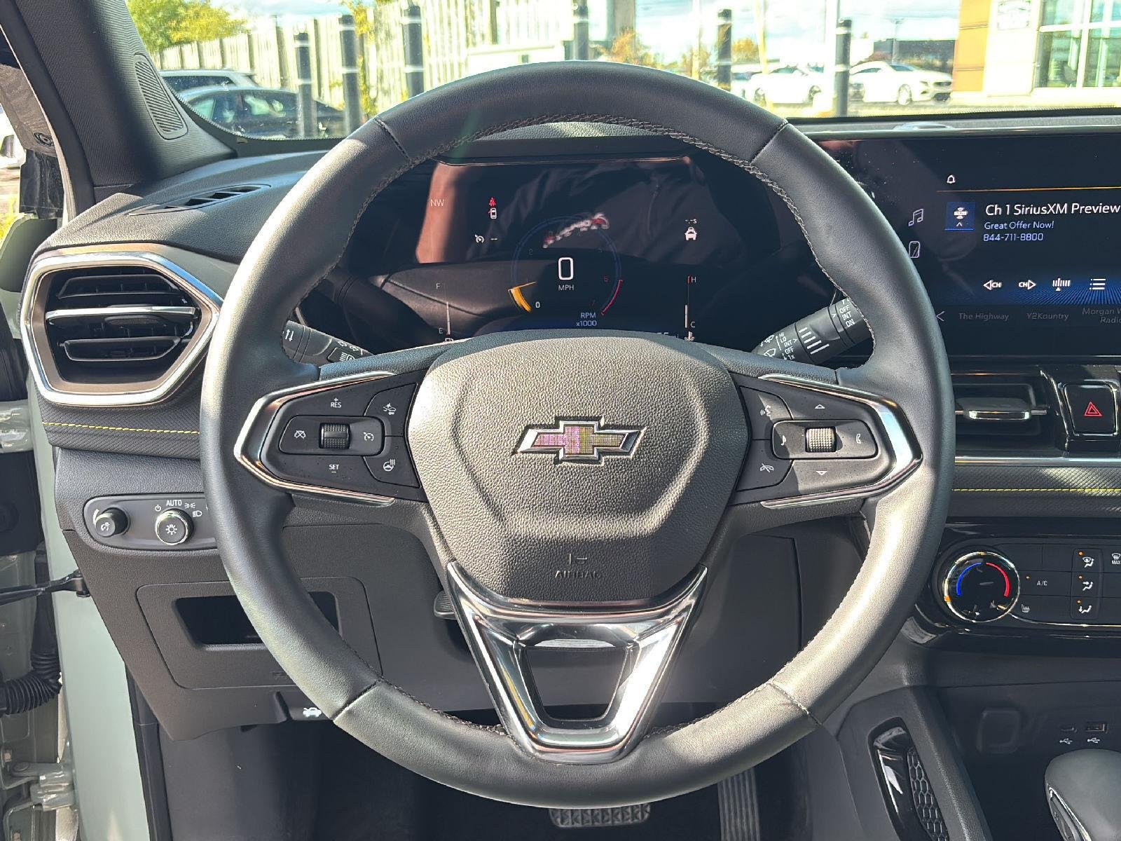 Used 2024 Cacti Green Chevrolet ACTIV image 21
