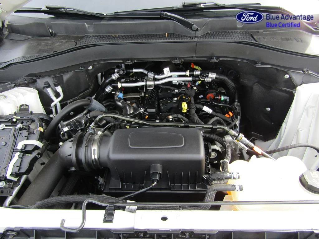 Certified Used 2023 Star White Ford XLT image 44