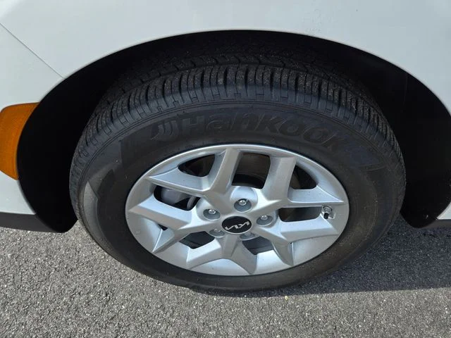 Used 2025 White Kia LX image 24