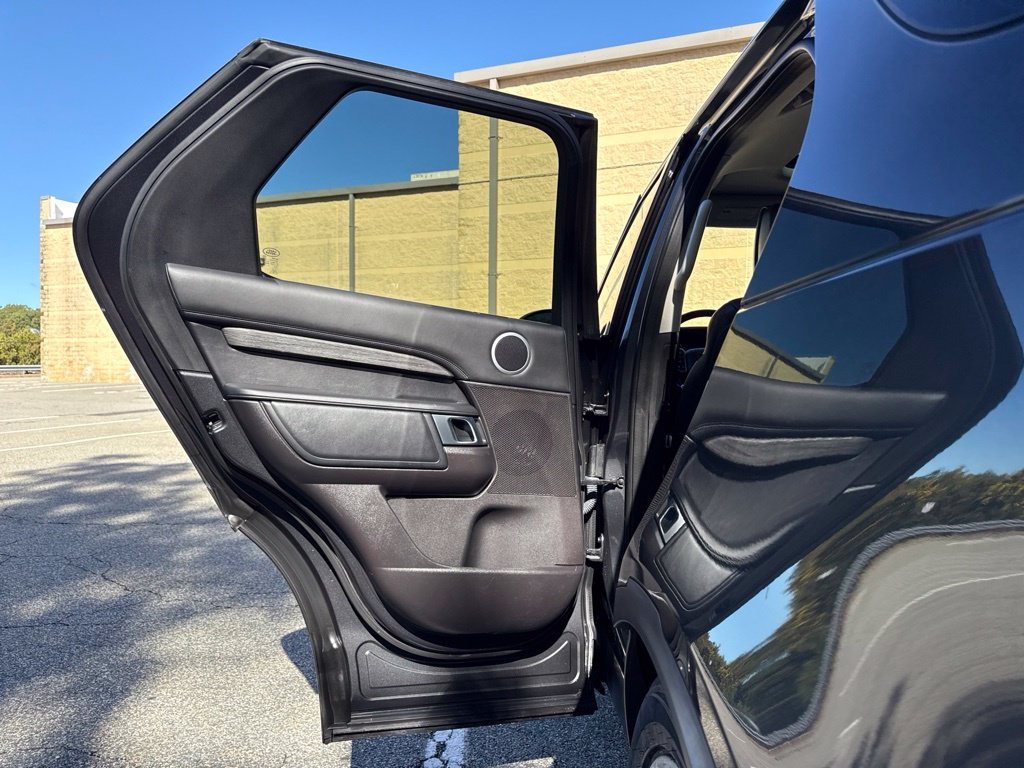 Used 2017 Gray Land Rover HSE Luxury image 15
