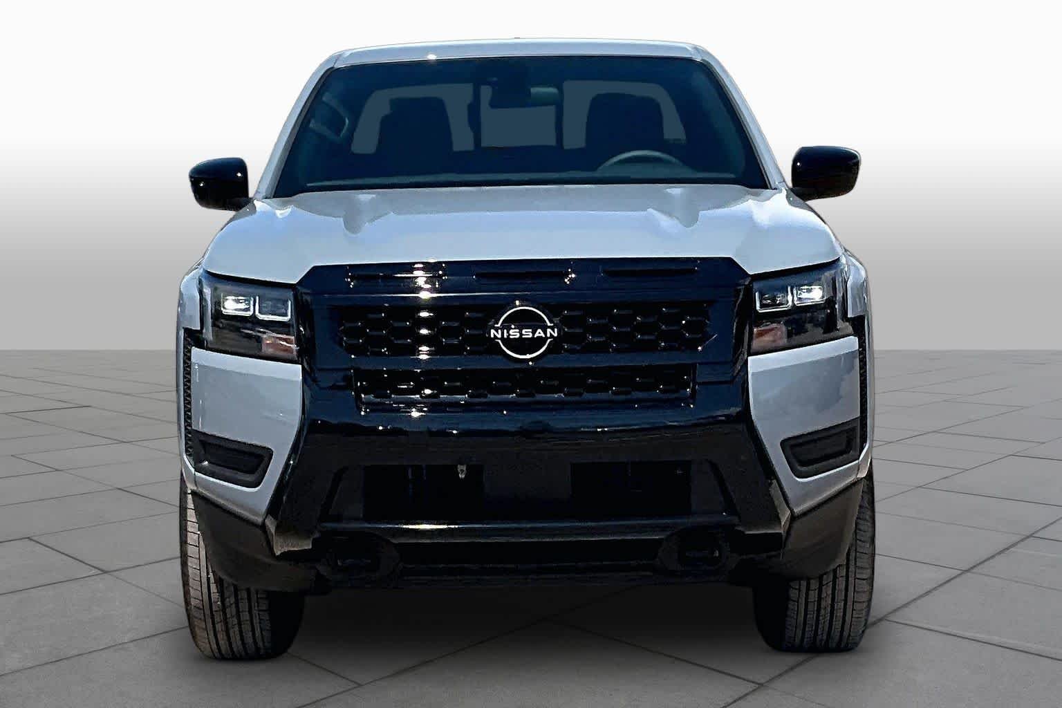 Used 2026 Boulder Gray Pearl Nissan SV image 3