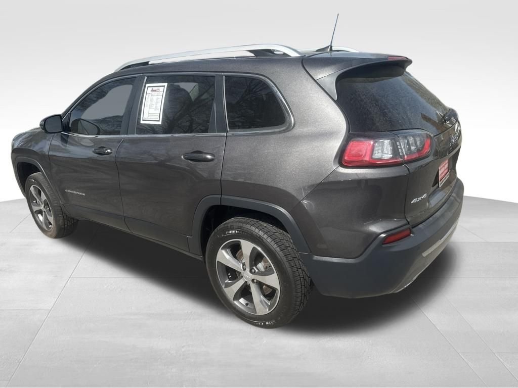 Used 2019 Gray Jeep Limited image 5