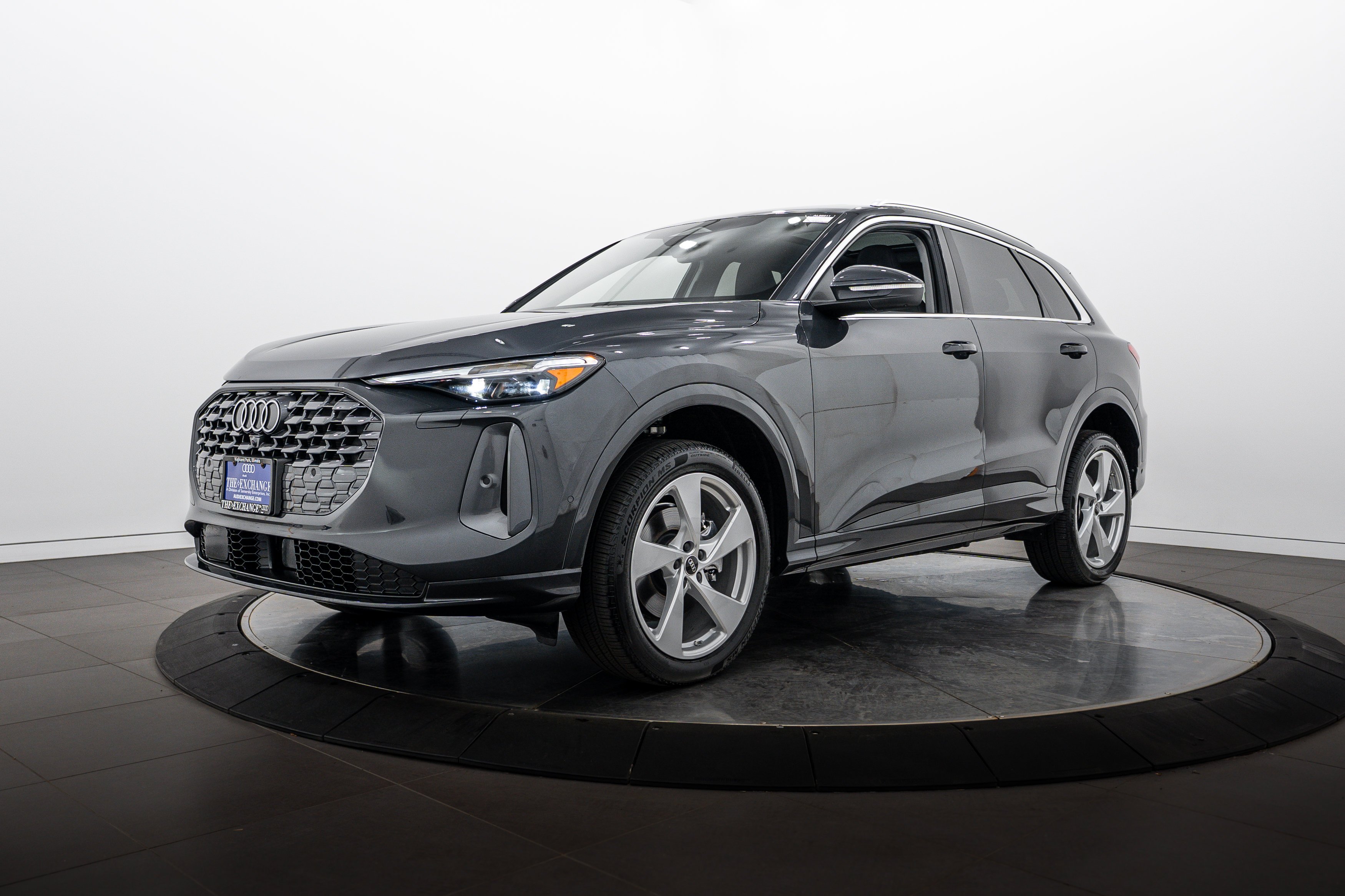 Used 2025 Tambora Gray Metallic Audi Premium Plus image 6