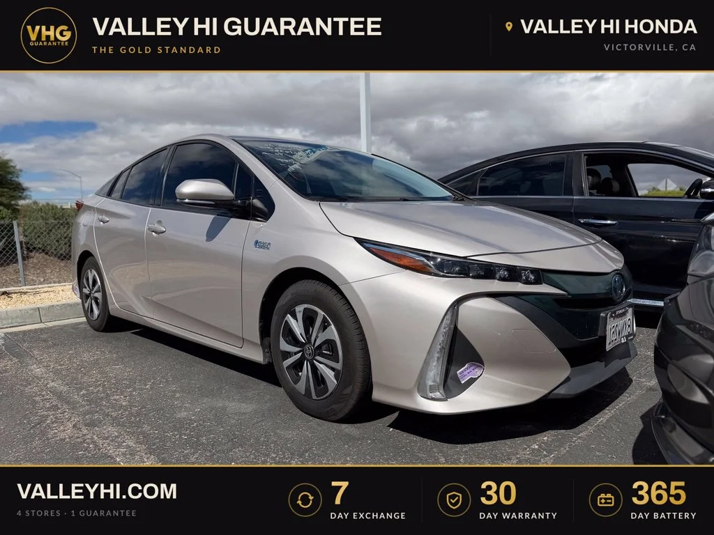 Used 2019 Silver Toyota Premium image 1