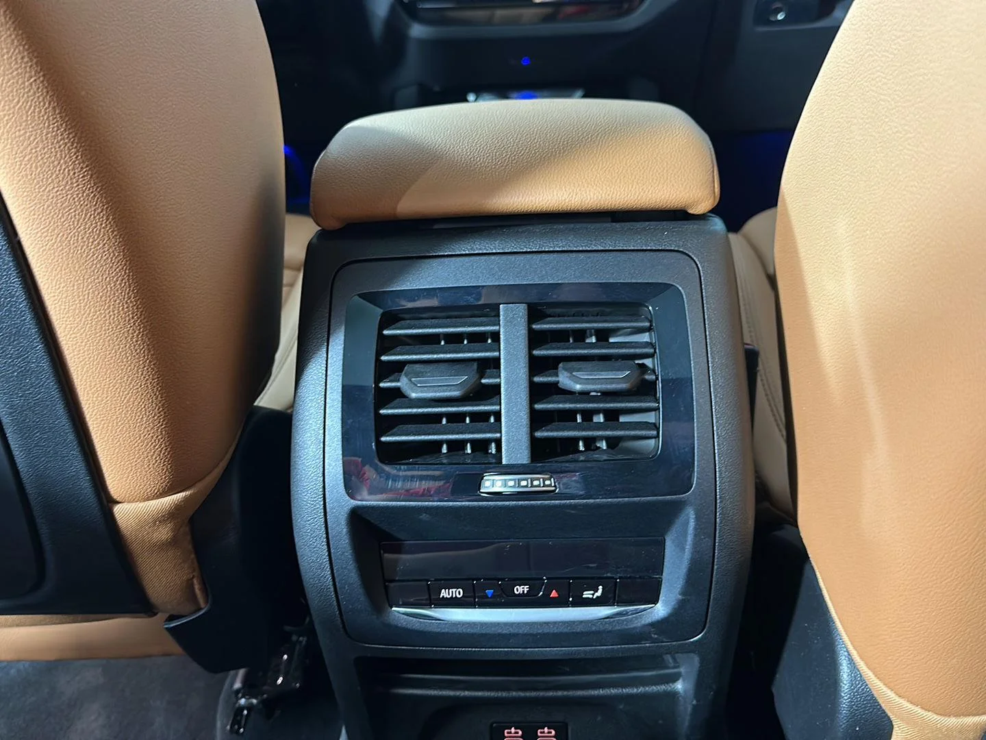 Used 2023 Dark Graphite Metallic BMW xDrive30i image 26