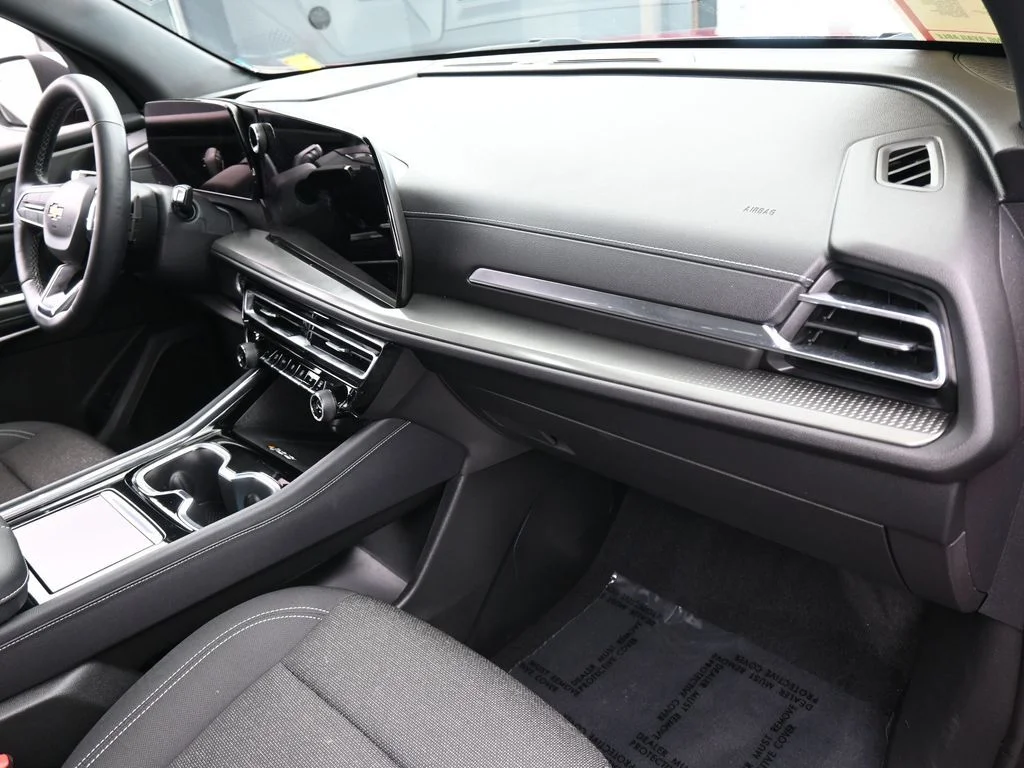 Used 2024 Radiant Red Tintcoat Chevrolet LT image 48