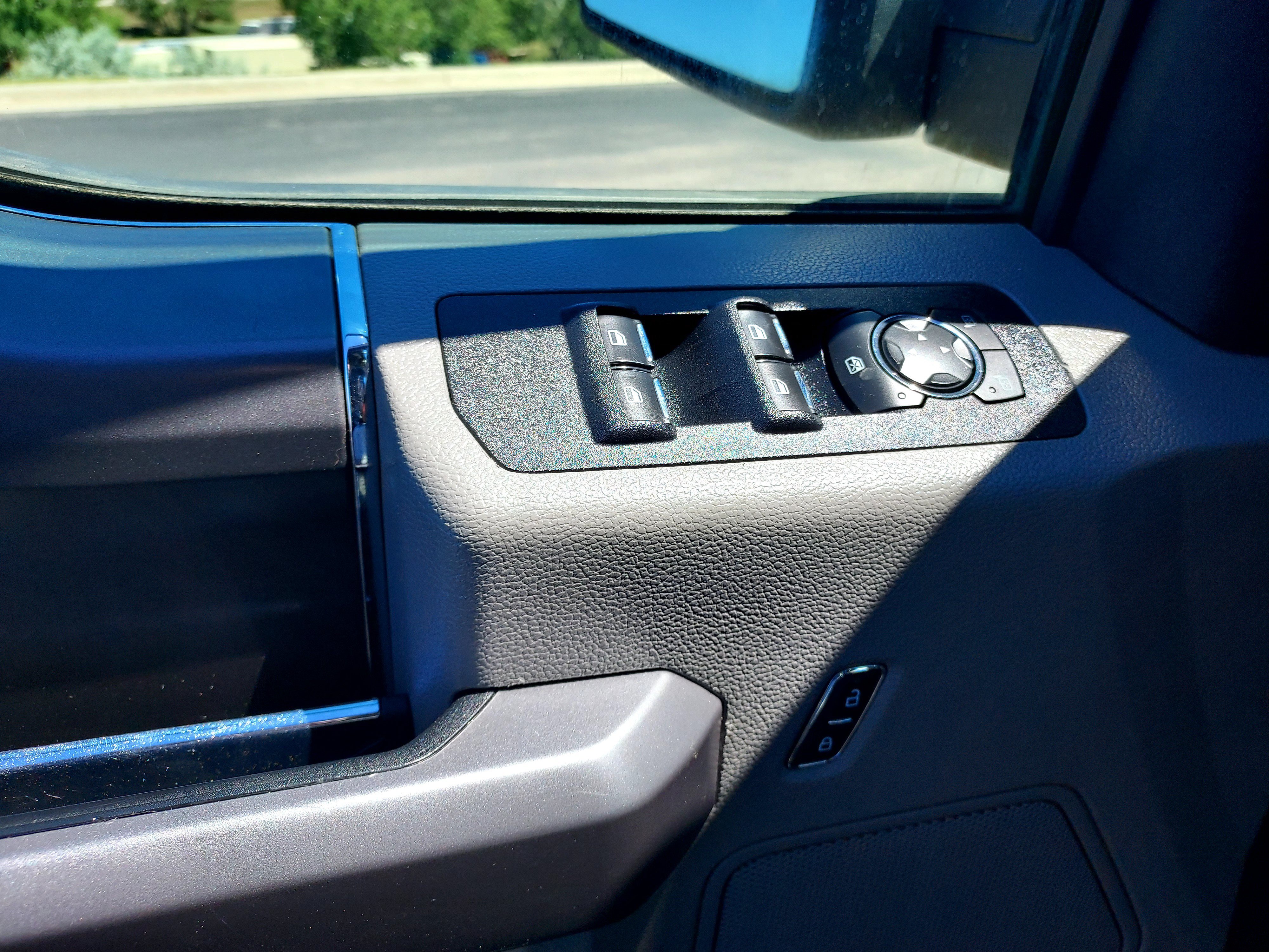 Used 2020 Silver Ford XLT image 33