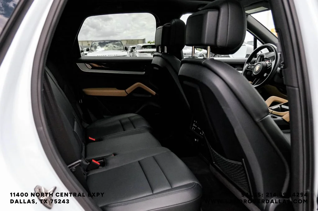 Used 2024 Carrara White Porsche  image 36