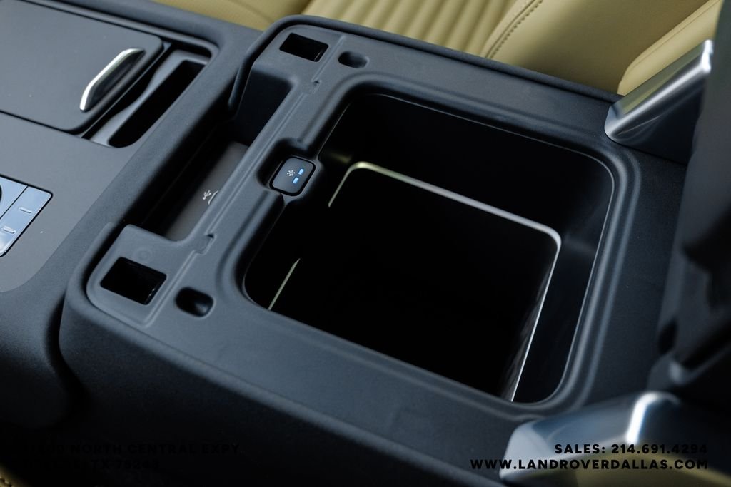2026 Land Rover Discovery Gemini Edition - Photo 32