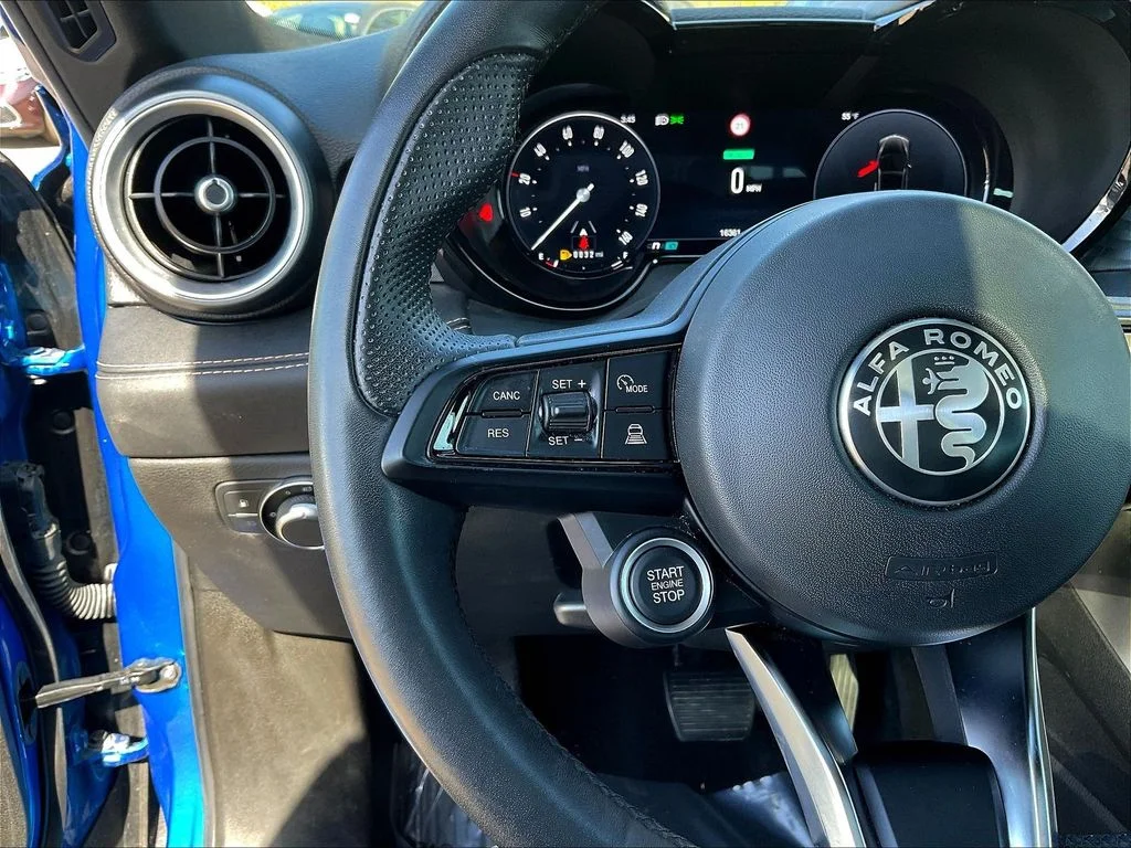 Used 2024 Blue Metallic Alfa Romeo Ti image 11