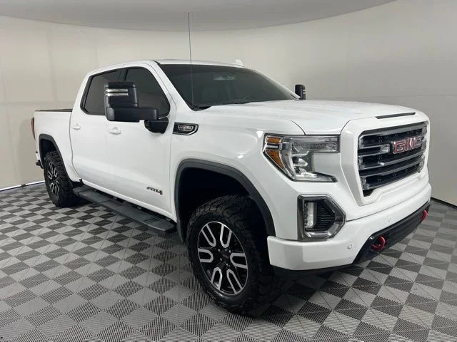 2020 GMC Sierra 4WD Crew Cab Short Box AT4's photo