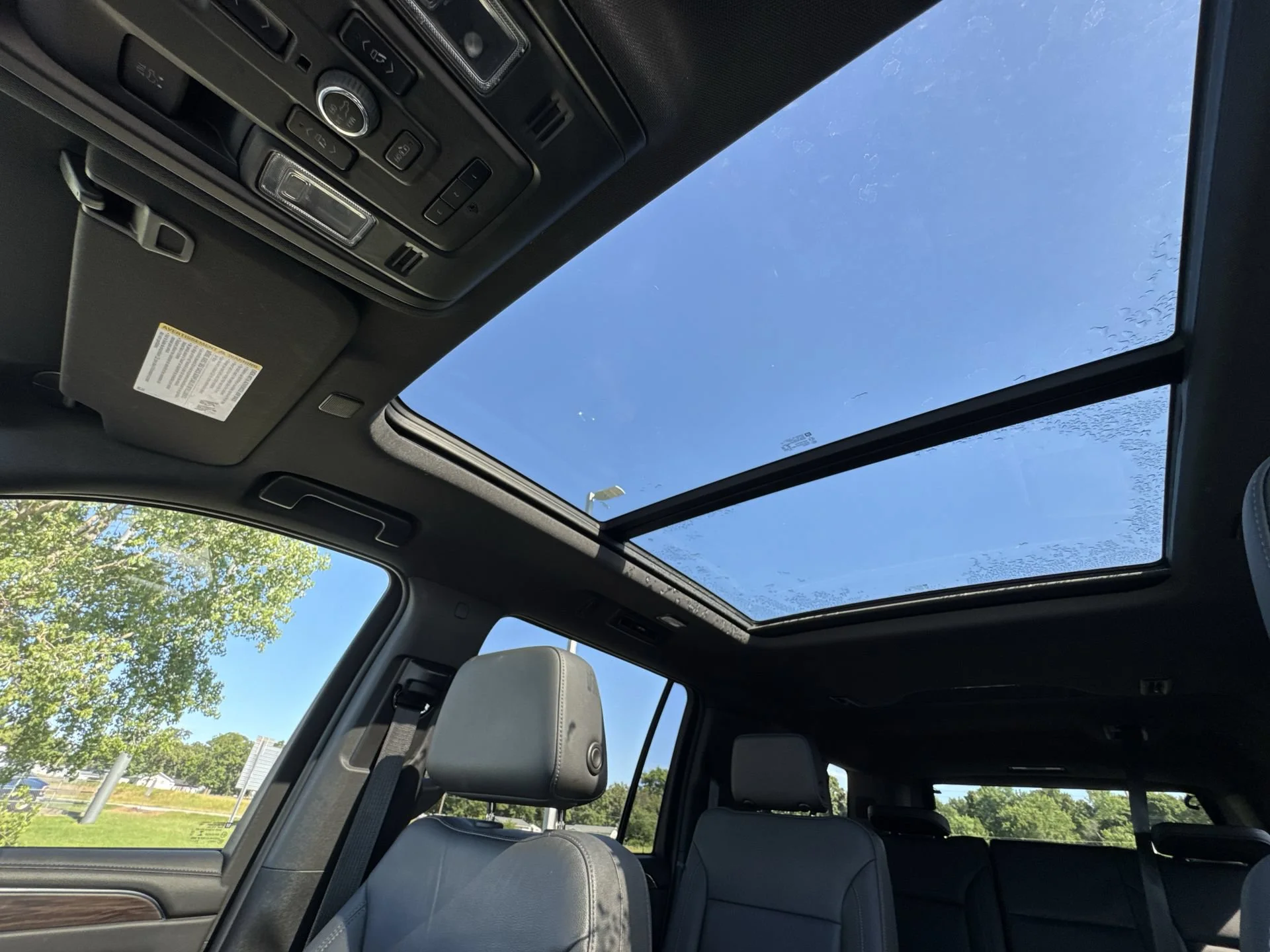 Certified Used 2023 Summit White Chevrolet Z71 image 22