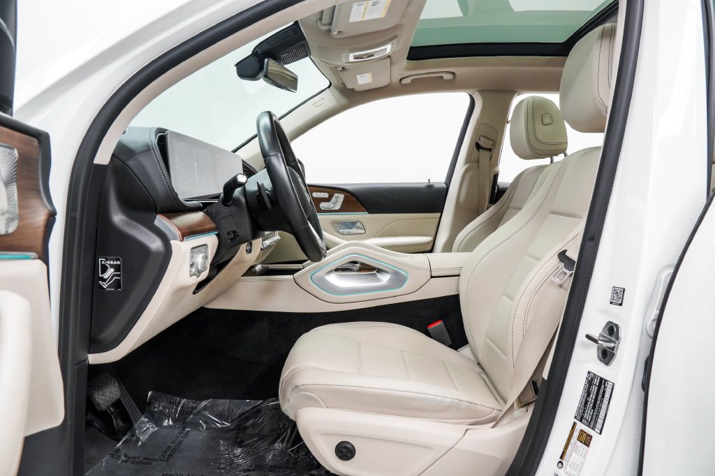 Used 2023 White Mercedes-Benz GLS 450 image 17
