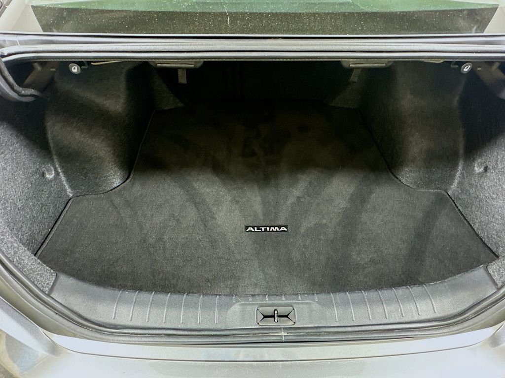 Used 2024 Gun Metallic Nissan 2.5 SV image 24