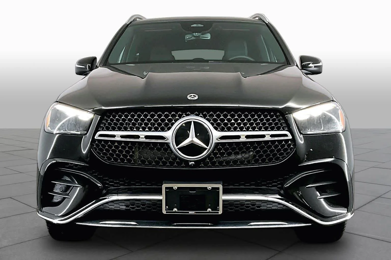 New 2026 Obsidian Black Metallic Mercedes-Benz GLE 350 image 3