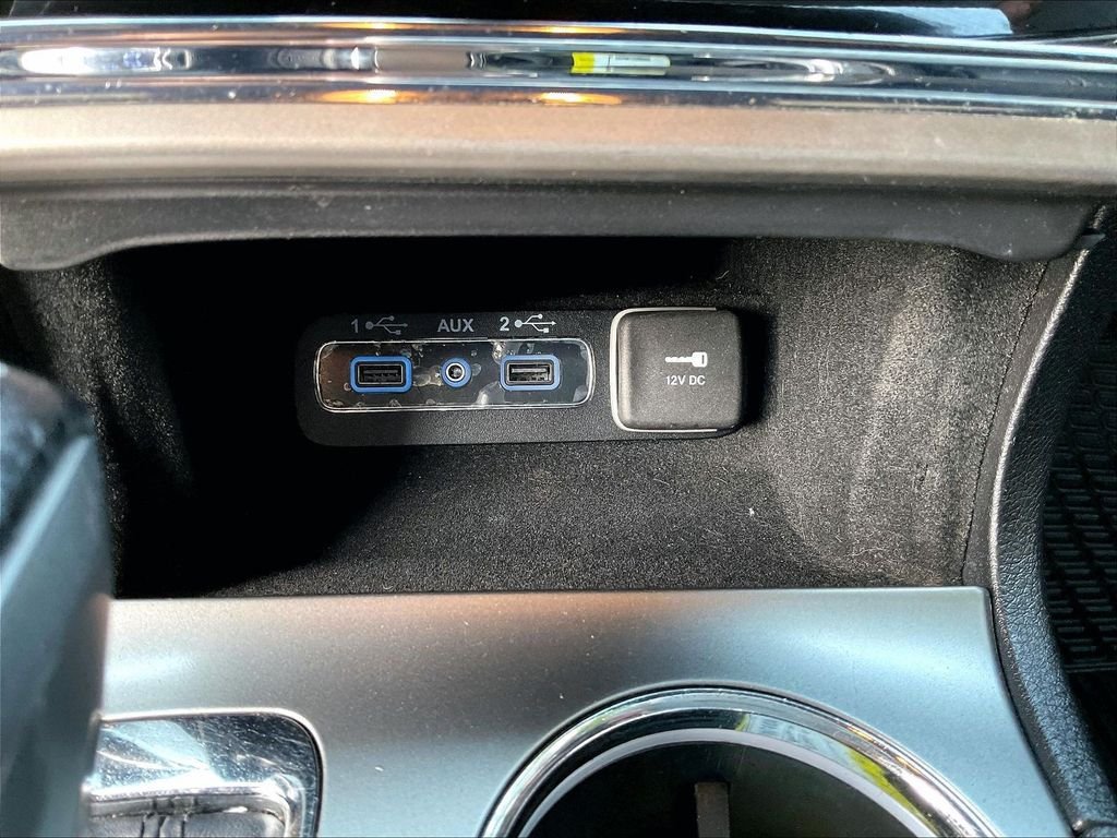Used 2020 White Jeep Limited image 12