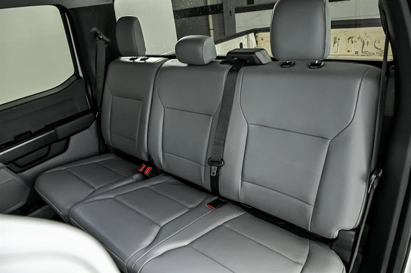 Used 2022 Oxford White Ford XL image 17