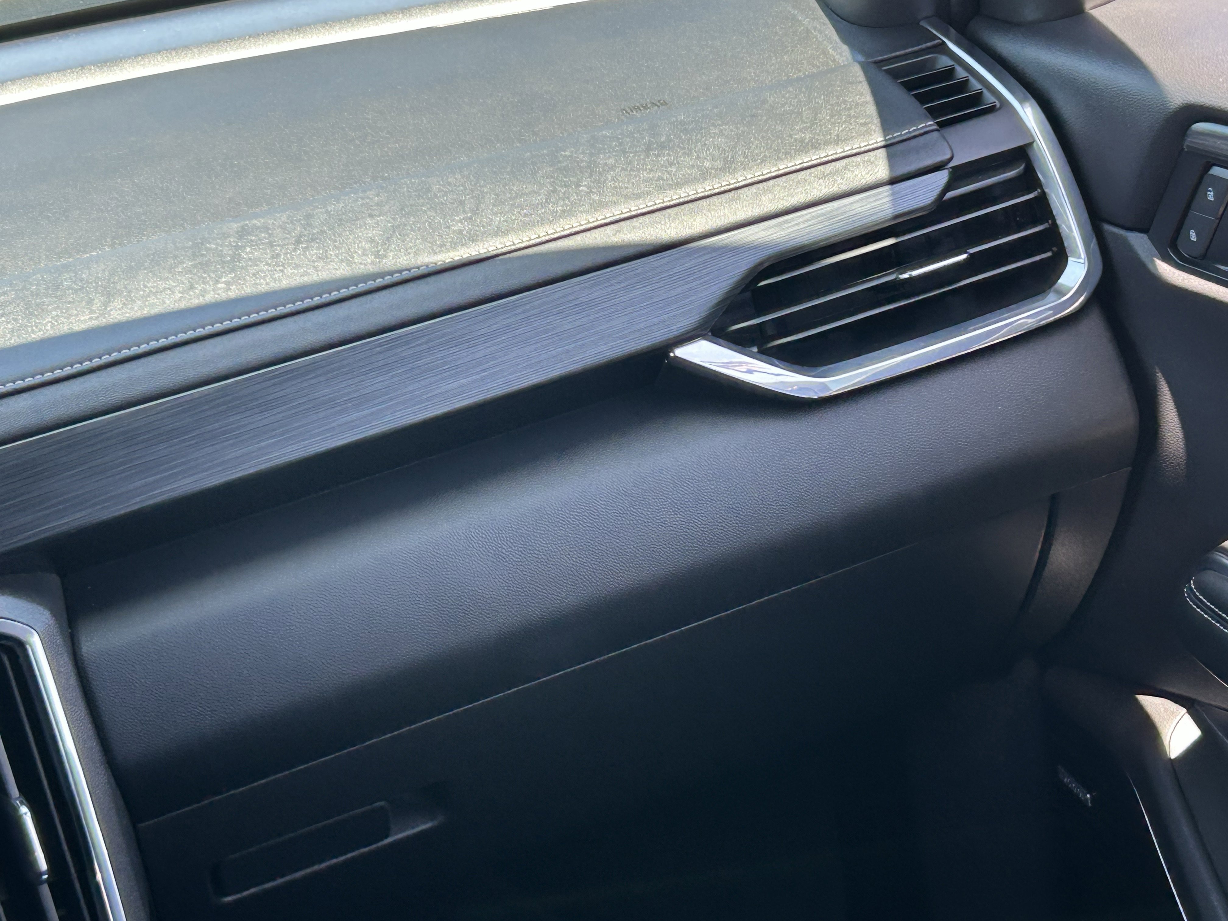 2025 GMC Acadia Elevation - Photo 19