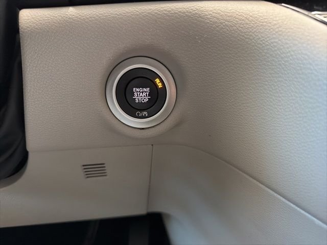 Used 2023 White Chrysler LX image 27