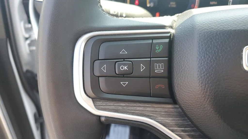 Used 2024 White Jeep Series II image 32