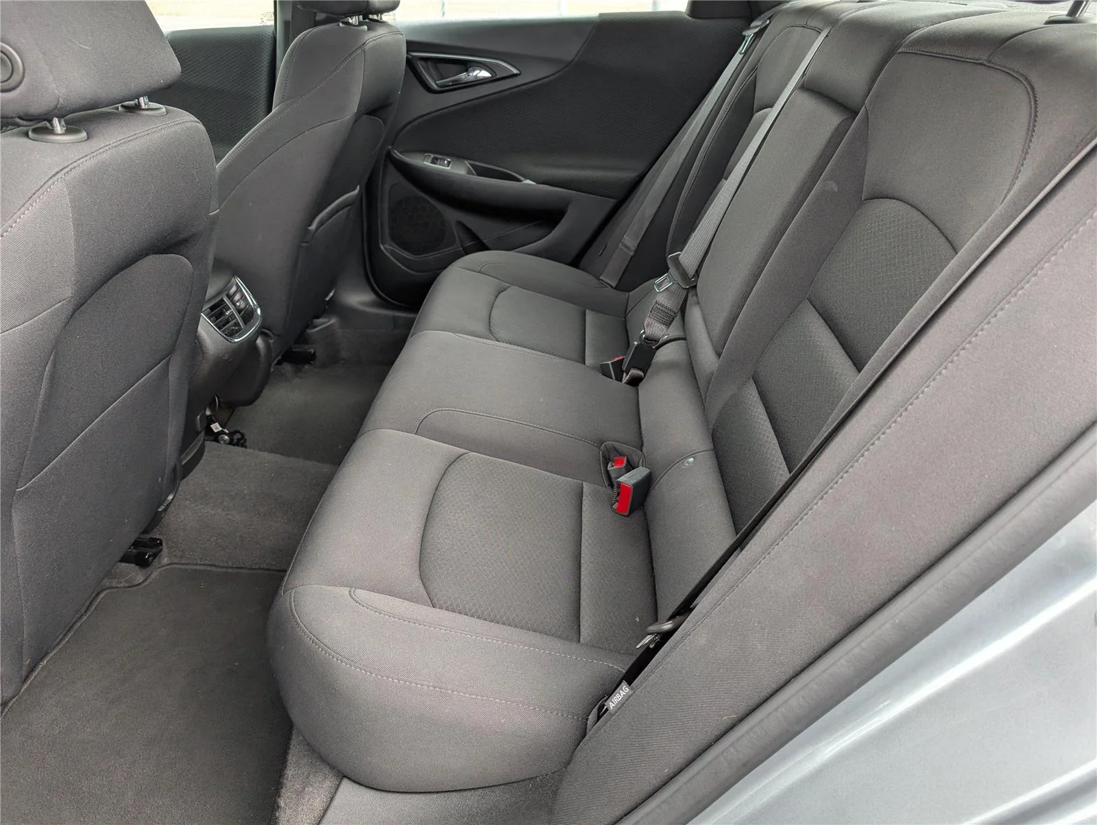 Used 2024 Sterling Gray Metallic Chevrolet 1LT image 31