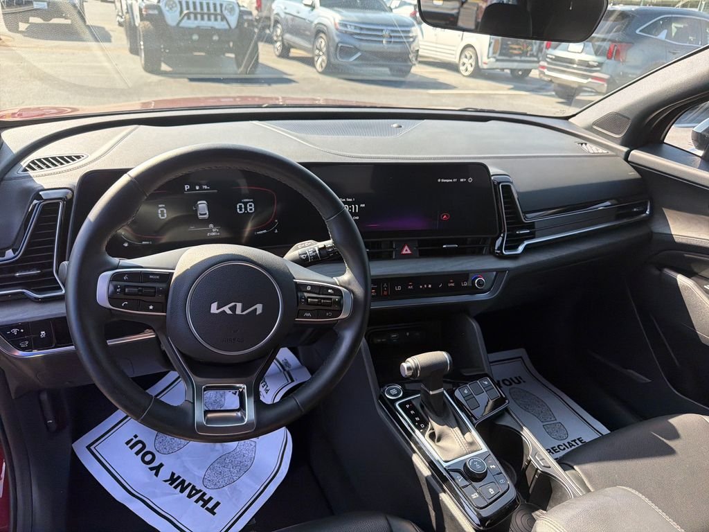 Used 2025 Red Kia X-Line image 15