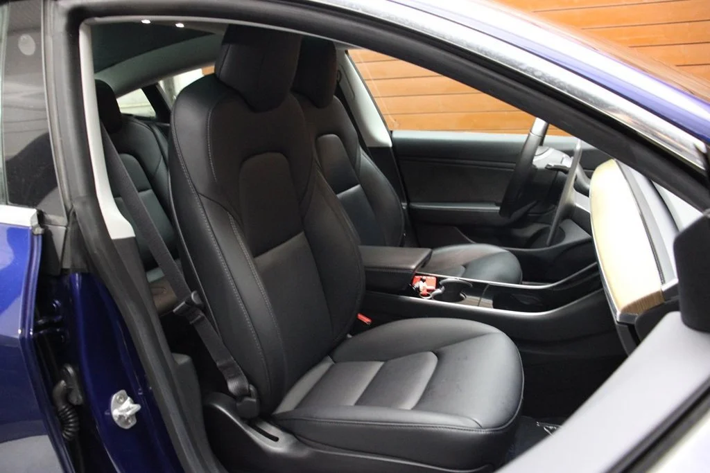 Used 2019 Deep Blue Metallic Tesla  image 26