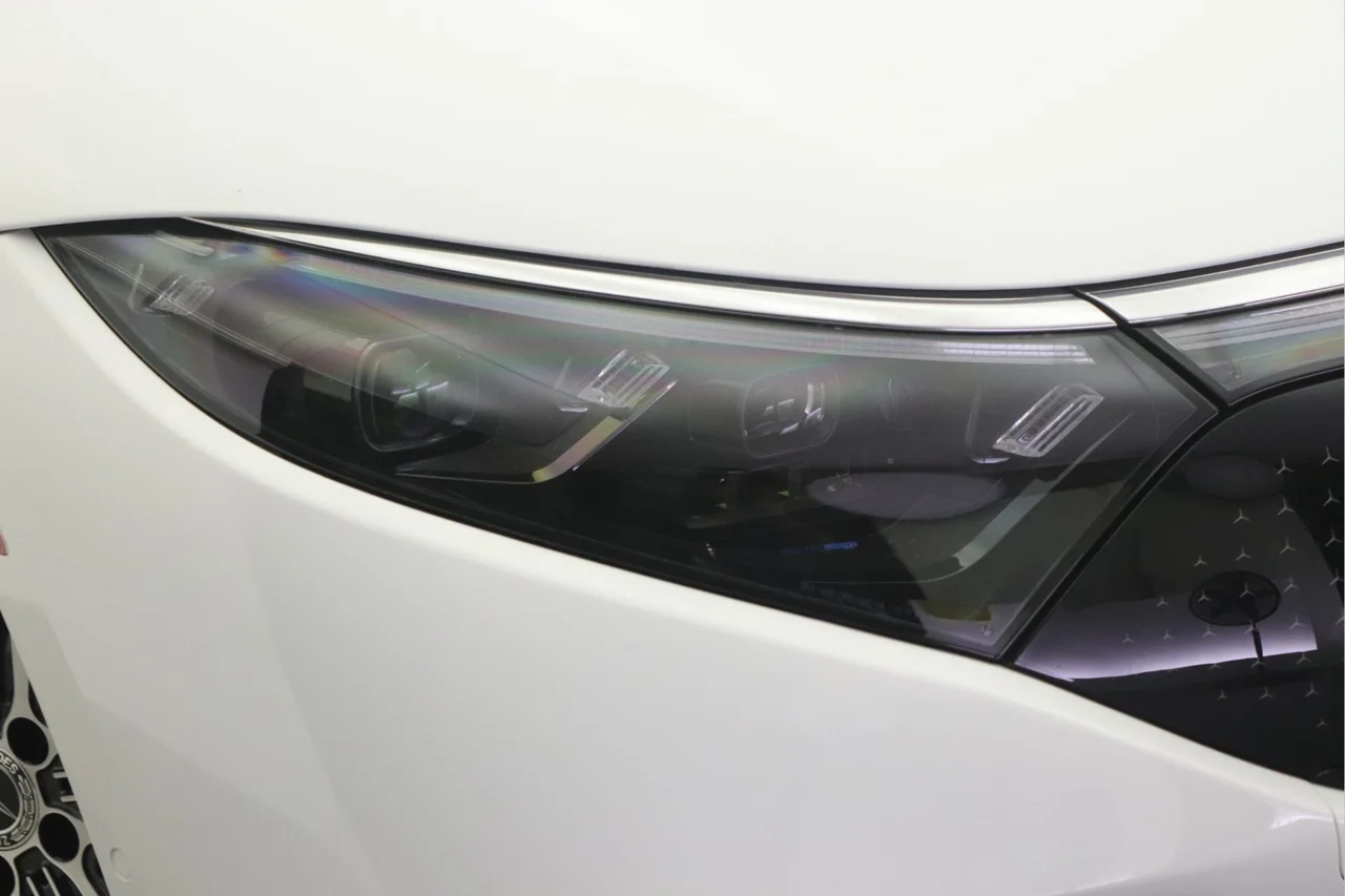 Certified Used 2023 White Mercedes-Benz 450 Sedan Premium Trim image 25