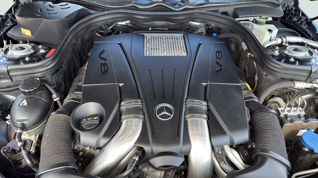 Used 2014  Mercedes-Benz E 550 image 23