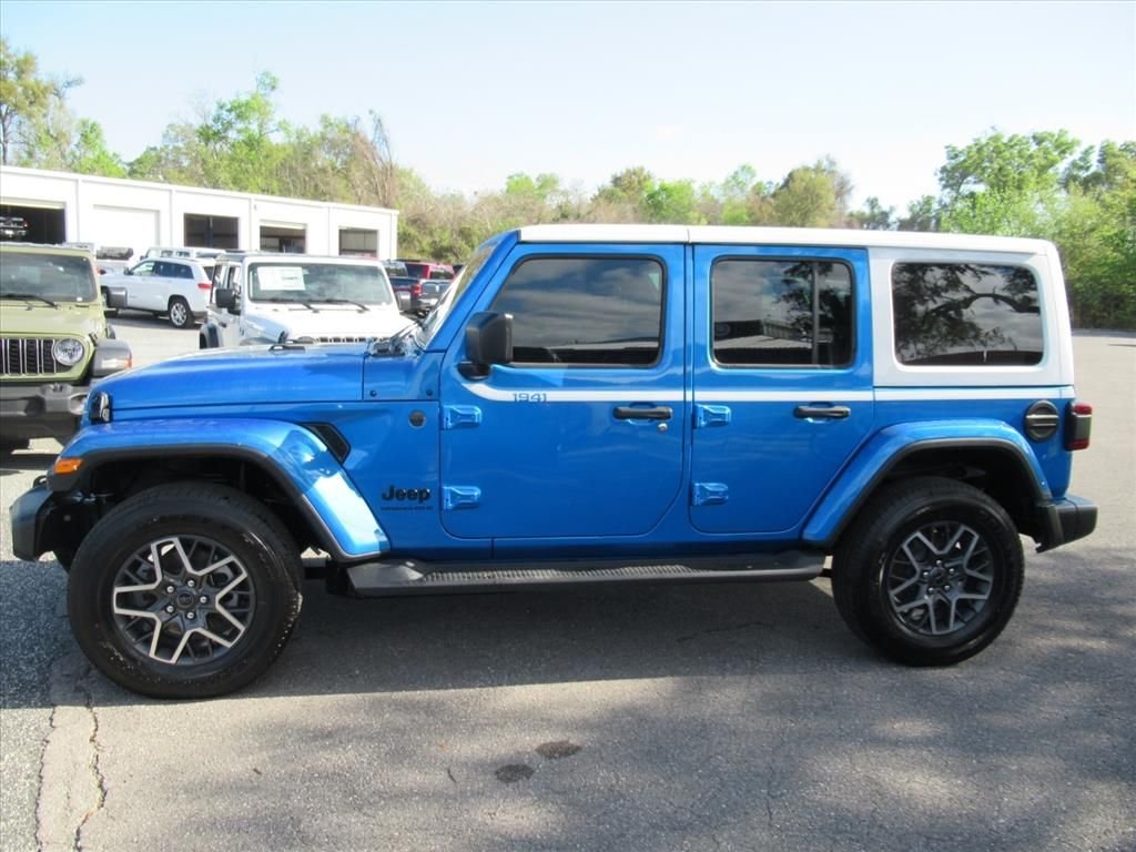 New 2026 Hydro Blue Pearl-Coat Exterior Paint Jeep Sahara image 4