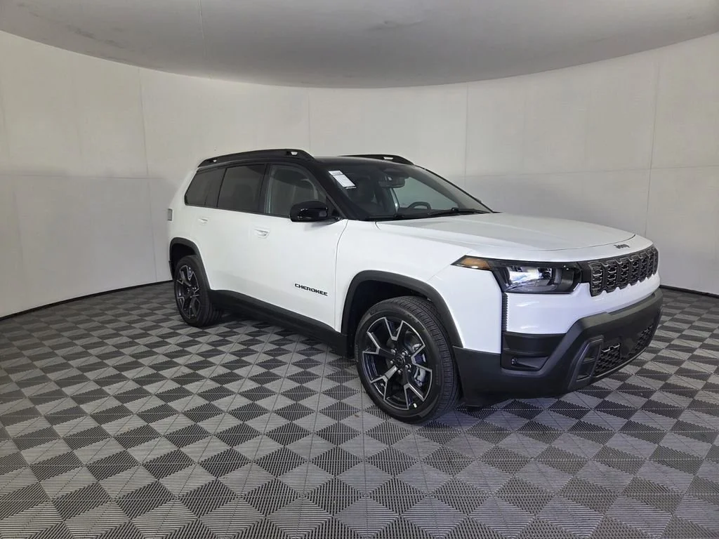 New 2026 Bright White Clear-Coat Exterior Paint Jeep Overland image 2
