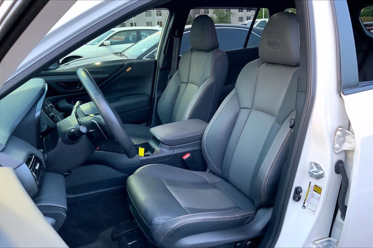 Used 2025 Crystal White Pearl Subaru Wilderness image 8