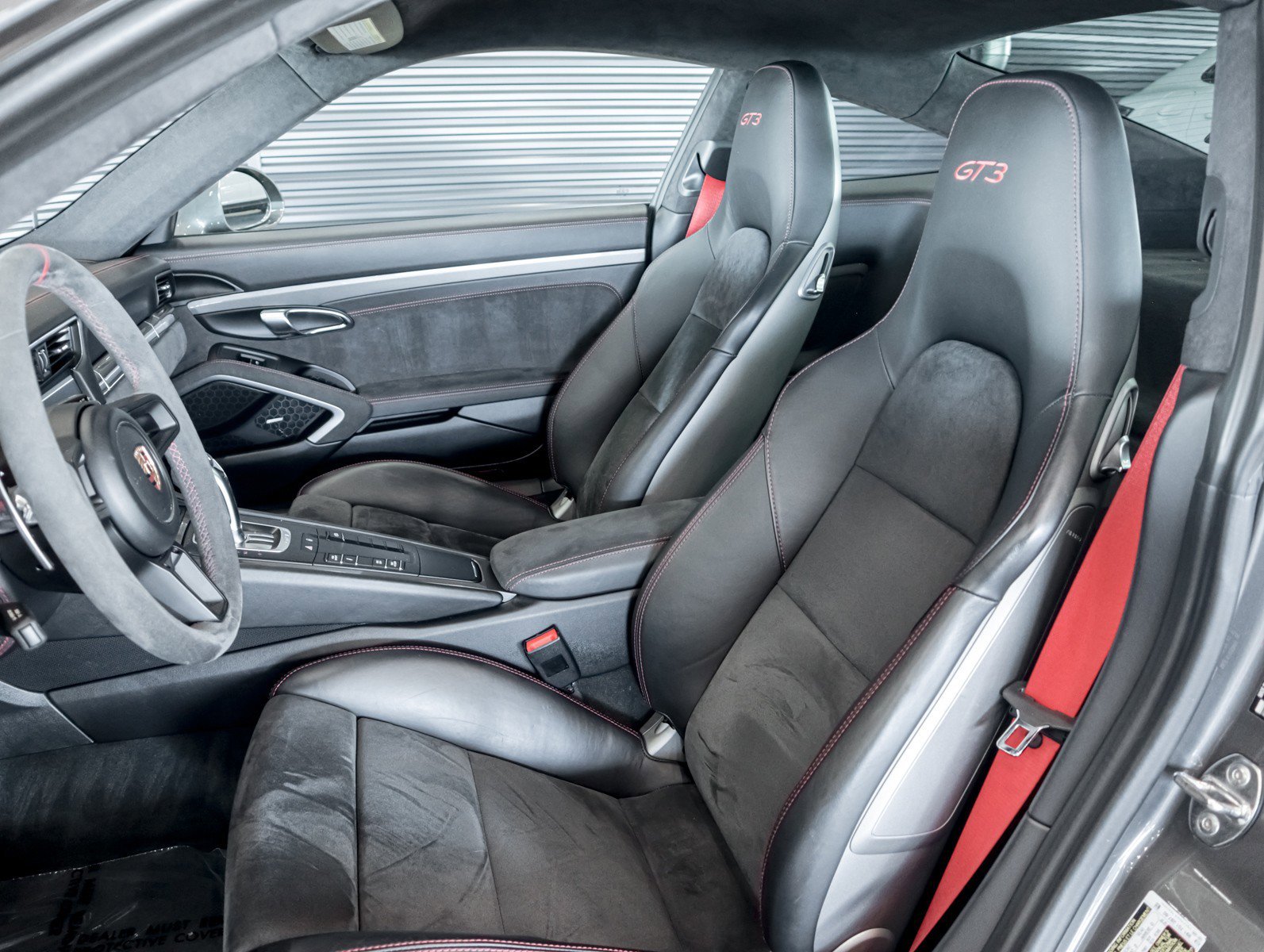 Used 2018 Agate Grey Metallic Porsche GT3 Coupe image 5