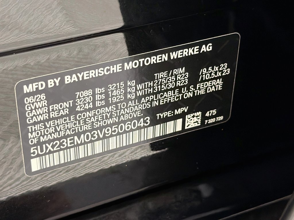 Used 2027 Black BMW xDrive40i image 35