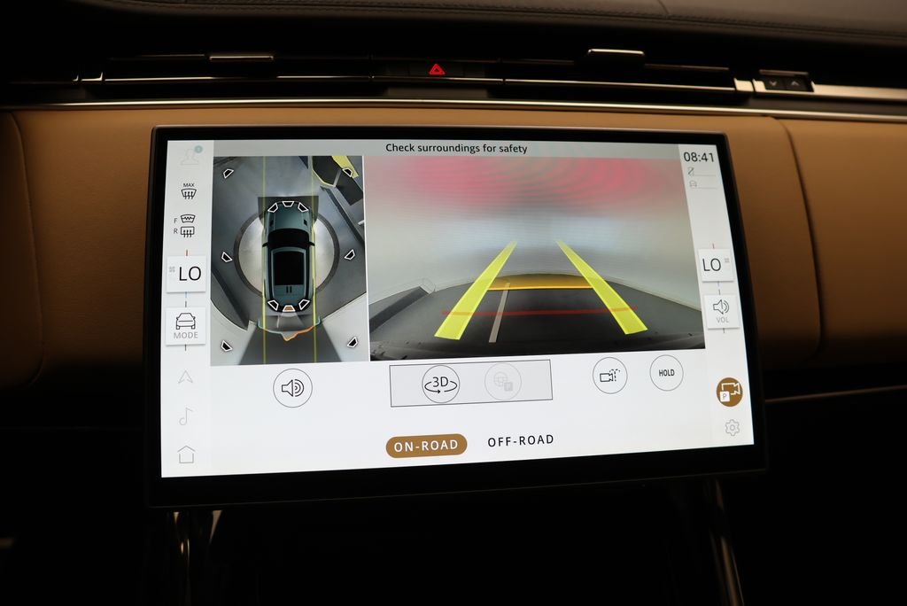 New 2026 British Racing Green Land Rover Dynamic SE image 23