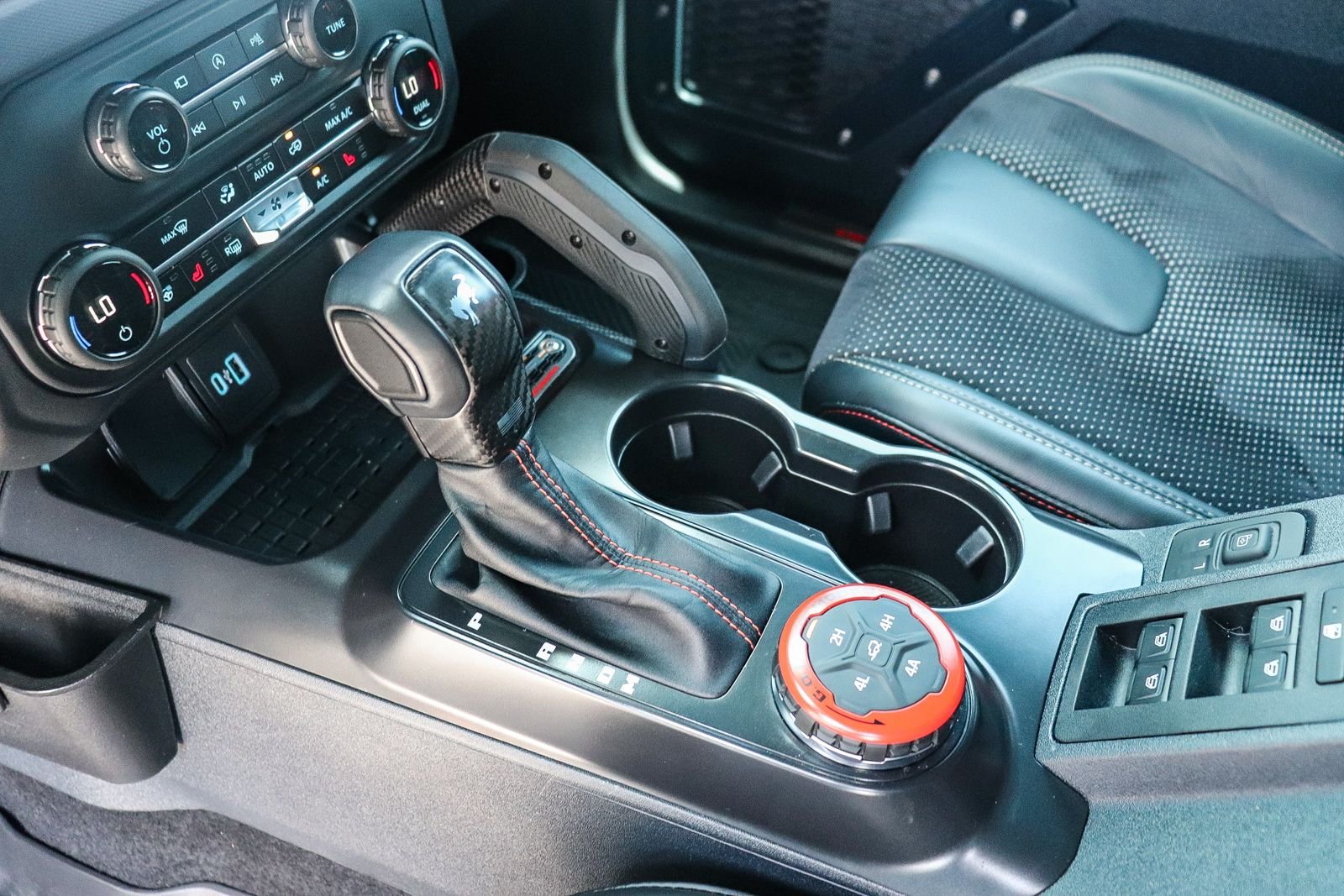 Certified Used 2024 Oxford White Ford Raptor image 19