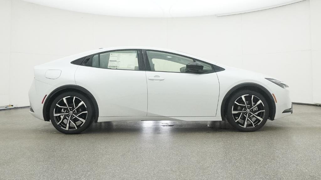 2026 Toyota Prius Plug-in Hybrid XSE - Photo 46